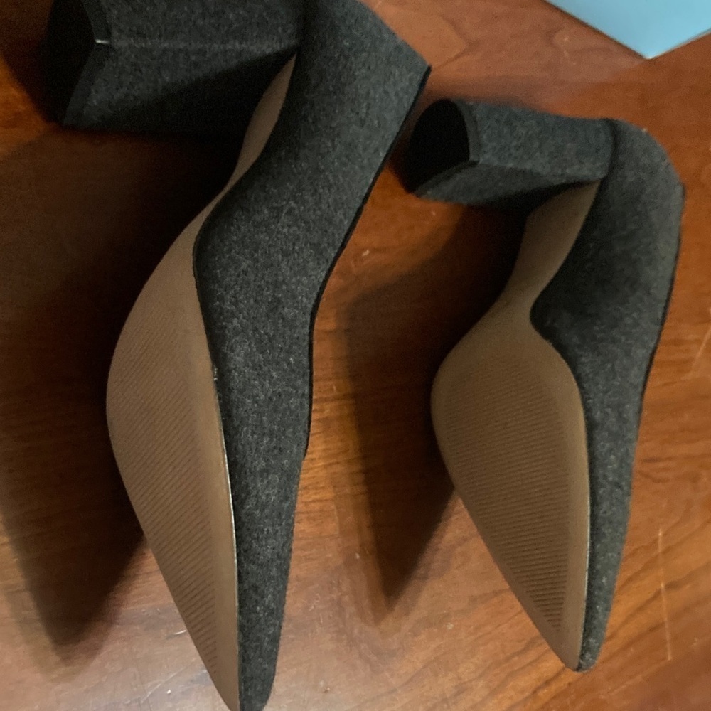 ANTONIO MELANI Charcoal grey/ black Heels. Style: HaynesTwo size 10. Brand New